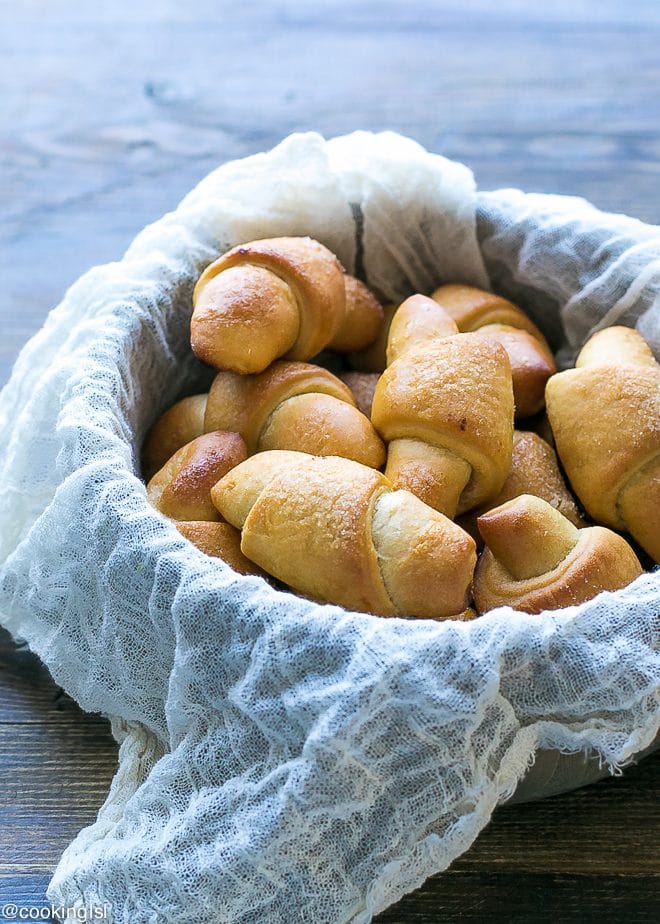 Easter Bread Horn Rolls With Rose Hip Jam Recipe