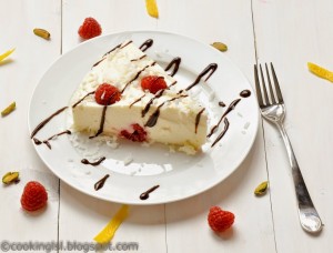 yogurt-raspberry-parfait-dessert-tarts-fresh-delicious