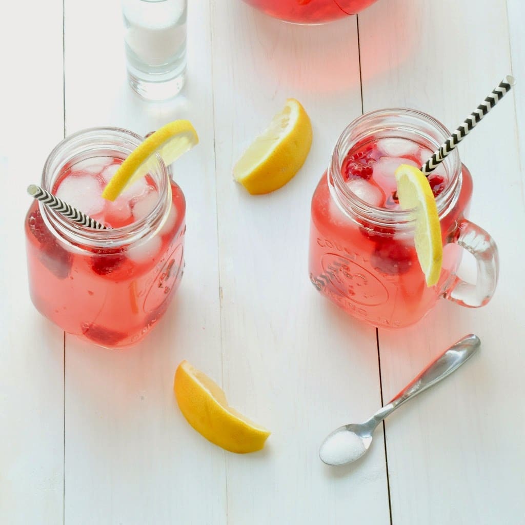 raspberry-lemonade-homemade-real-refreshing-fruit