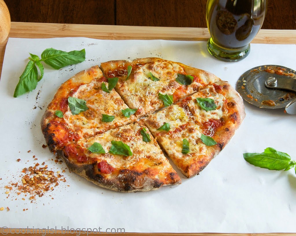 Neapoletan-Pizza-Recipe-style-pizza-stone-weber-homemade-crust-marhgeritta