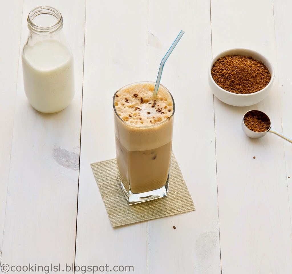Authentic-Greek-Frappe-with-Milk