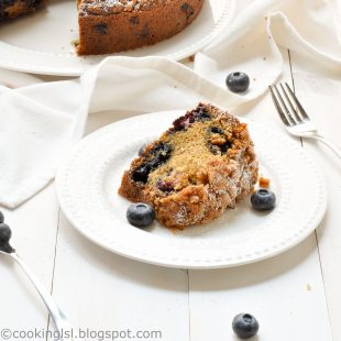 blueberry-coffee-cake-with-sugar-crumb-topping