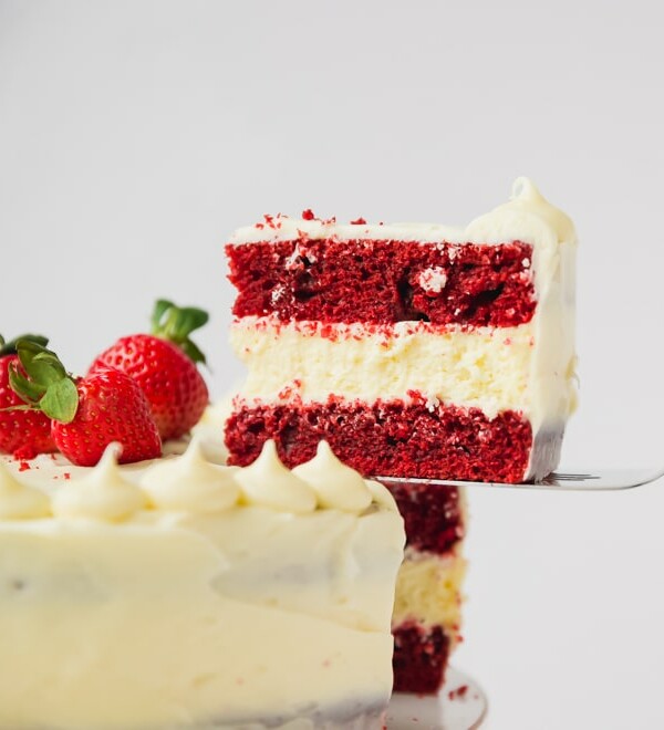 Red velvet cheesecake cake slice