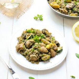quinoa-vegetables-chicken-skillet