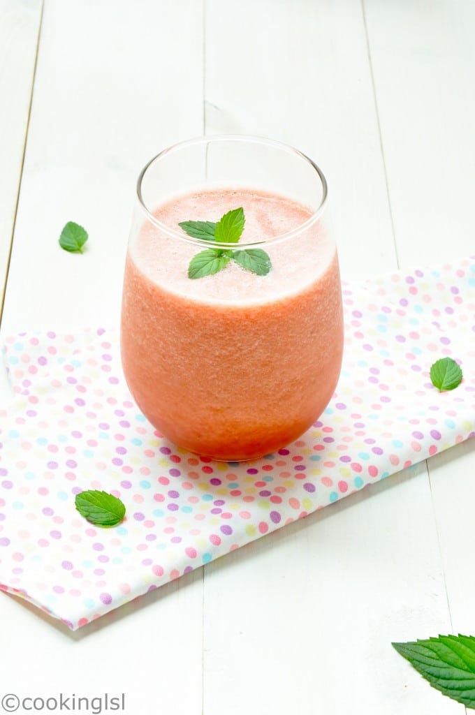watermelon-strawberry-smoothie