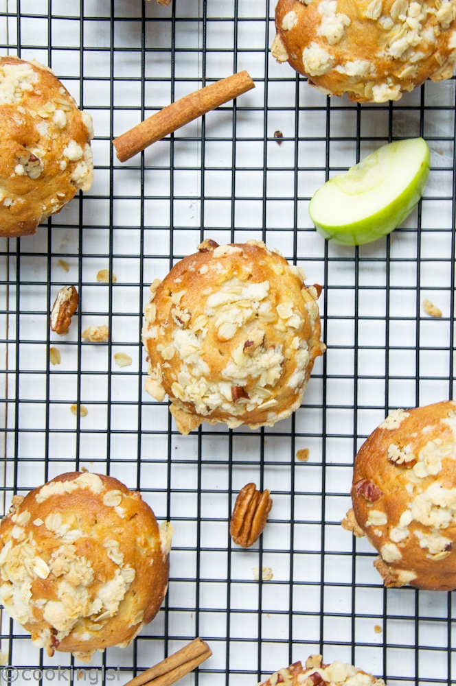 Healthy-Apple-Oat-And-Pecan-Muffins