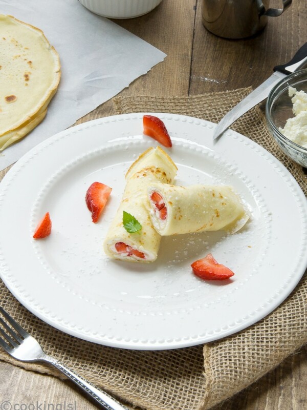 cream-and-cottage-cheese-filled-crepes