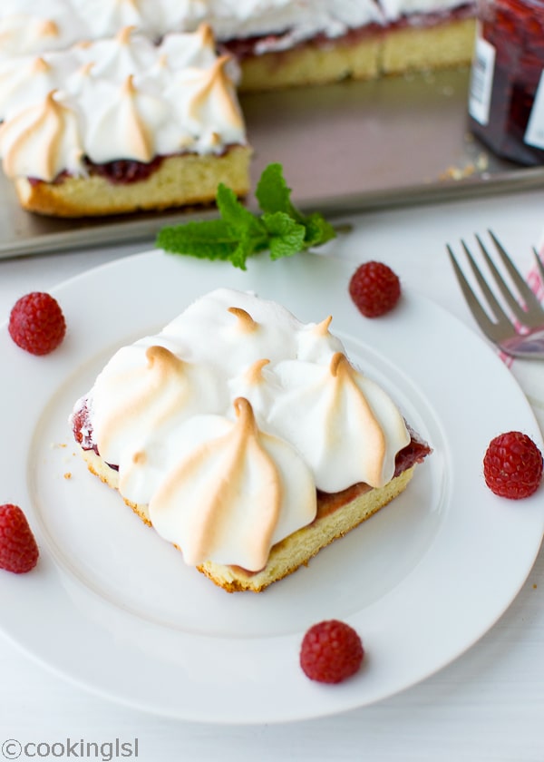 raspberry-meringue-sponge-cake-dessert-bulgarian-ladies-caprice