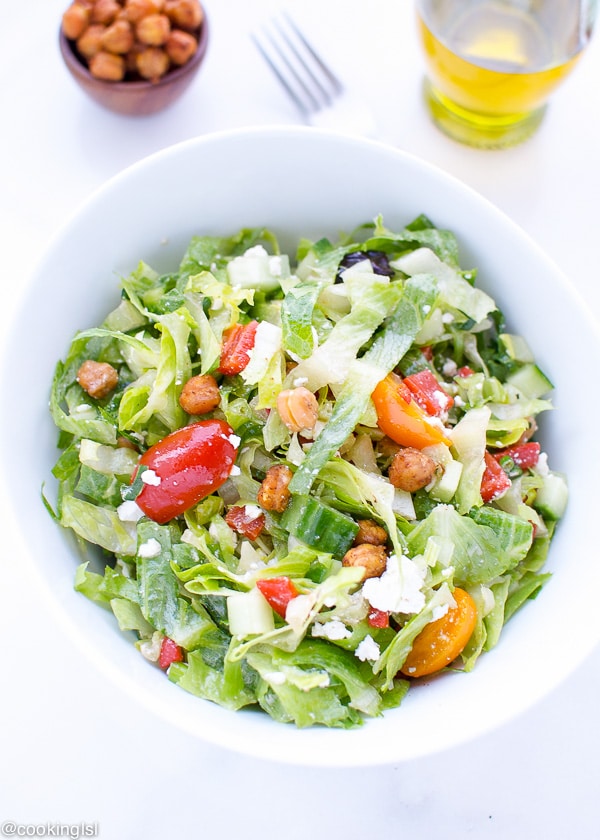 Vegetarian-Mediterranean-Salad-Spicy-Roasted-Chickpeas-Recipe