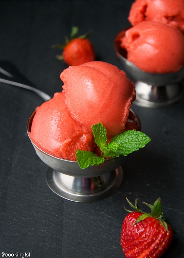 Homemade-strawberry-sorbet-recipe