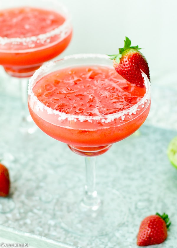 Easy Fresh Strawberry Margarita
