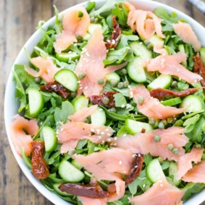 easy fresh arugula smoke salmon cucumber-salad