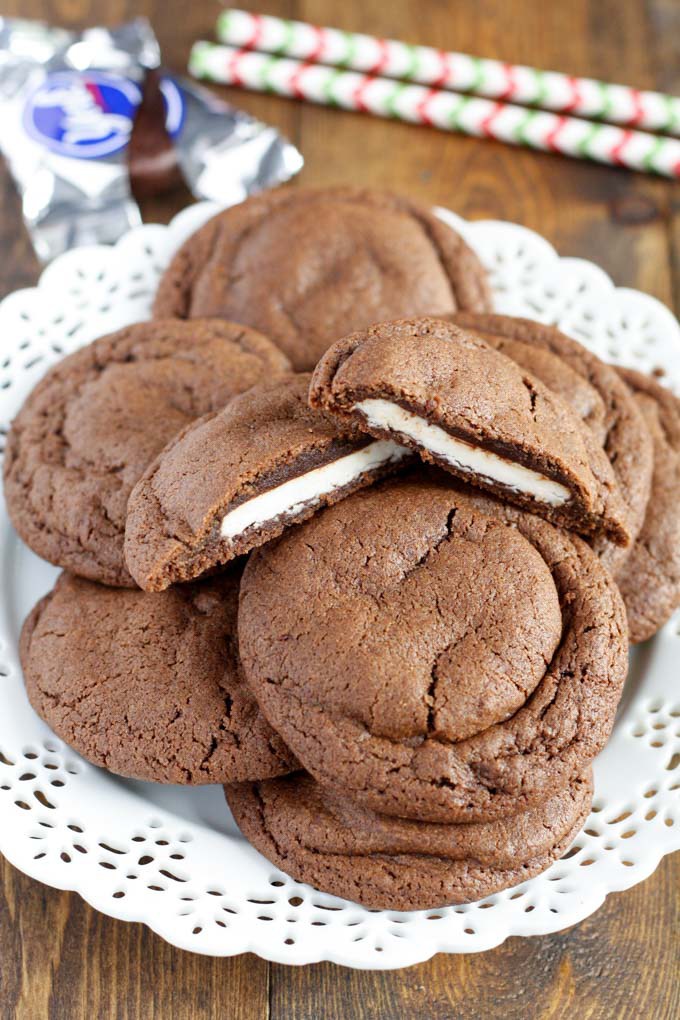 Peppermint-Patty-Stuffed-Chocolate-Cookies1