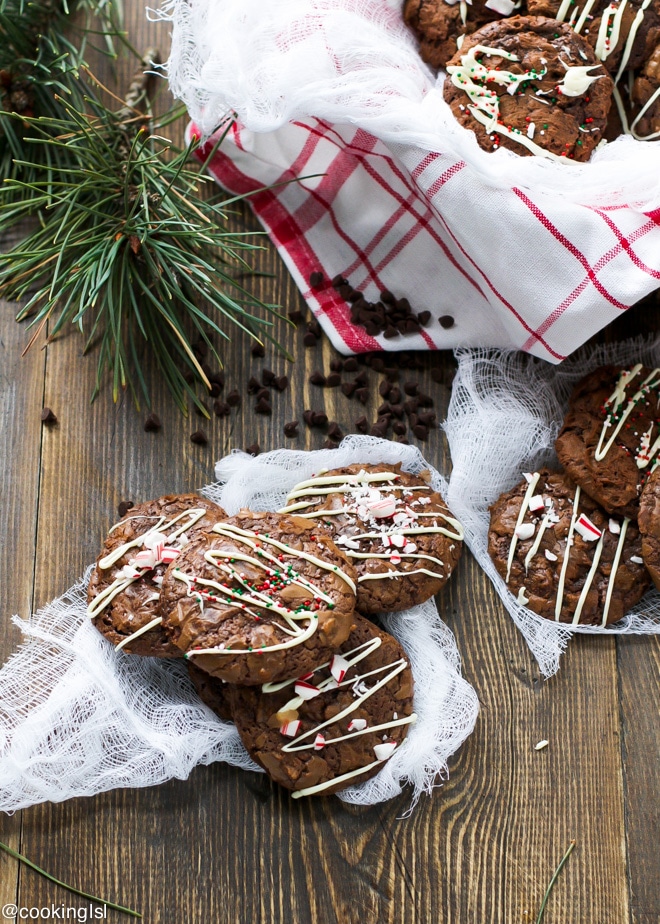 mint-chocolate-Christmas-brownie-cookies