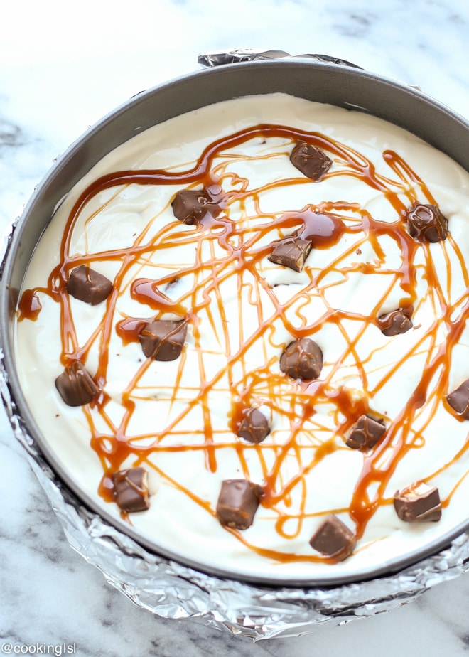 snickers-cheesecake-recipe