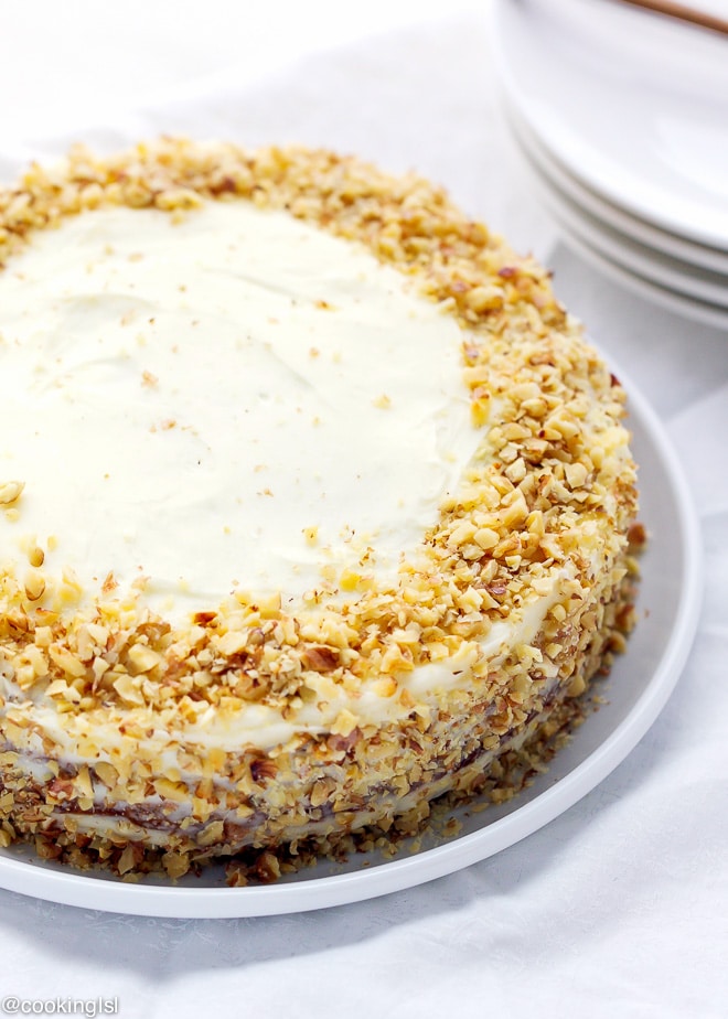 CARROT CAKE WITH CREAM CHEESE ICING {FOOLPROOF RECIPE}