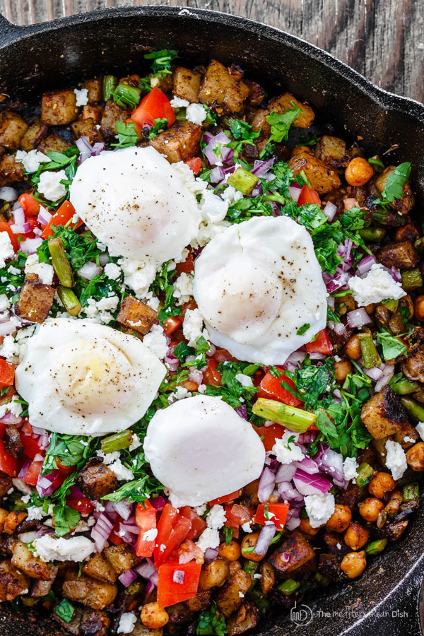 Mediterranean-Potato-Hash-with-Asparagus-Chickpeas-and-Poached-Eggs-11