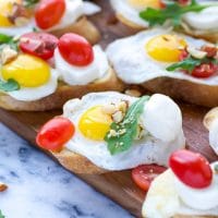 quail-eggs-crostini-recipe
