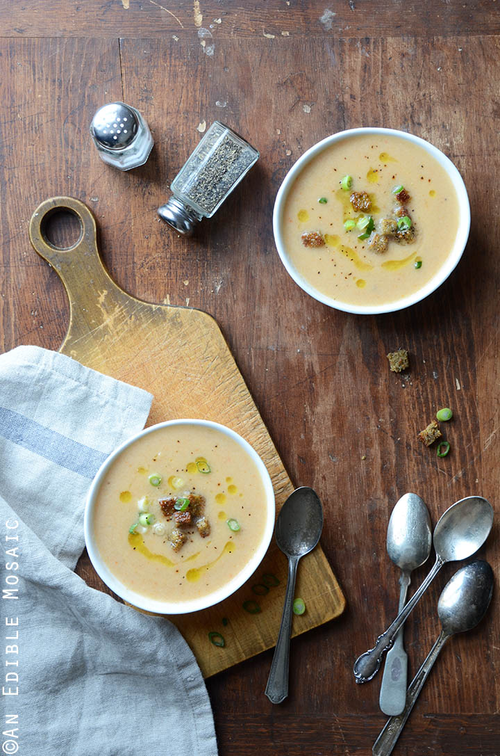 Beer-and-Cheese-Cauliflower-Soup-1