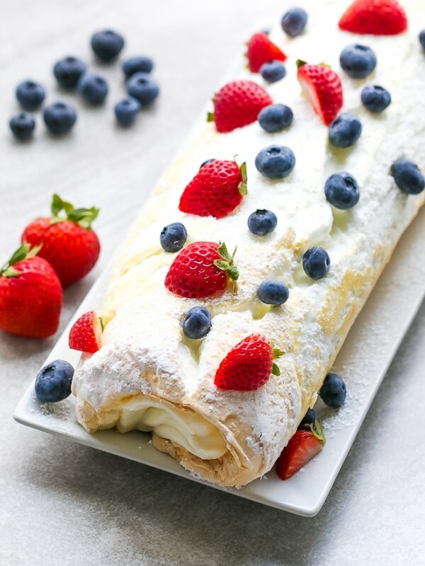 Pavlova-Cake-Roll-Recipe
