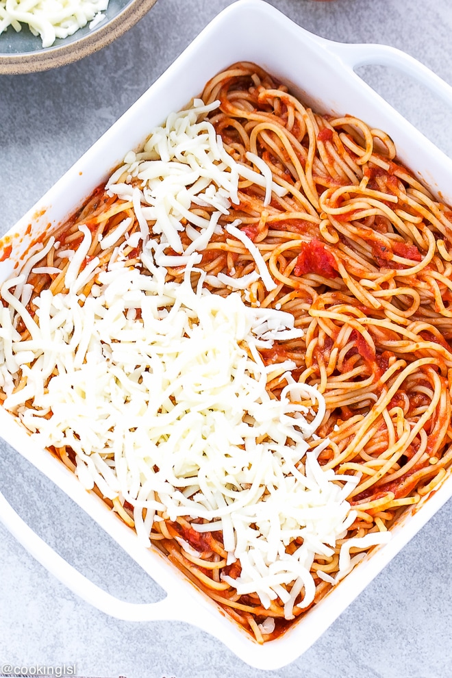 cheesy-baked-spaghetti-with-shrimp
