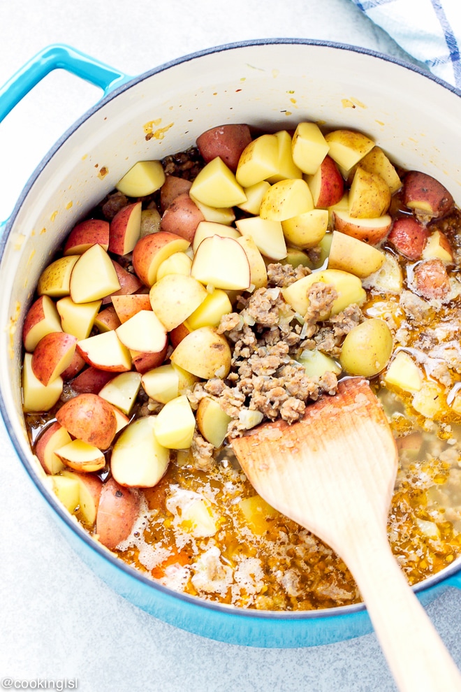 Easy-Kale-Potato-And-Sausage-Soup-Recipe