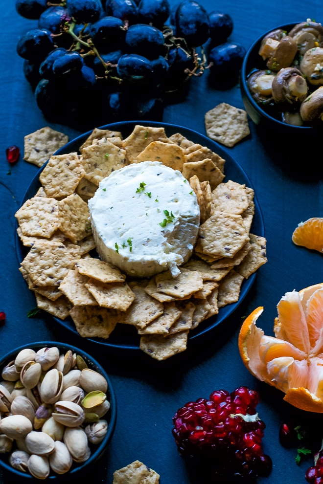 How-To-Make-Holiday-Platter-With-Boursin®