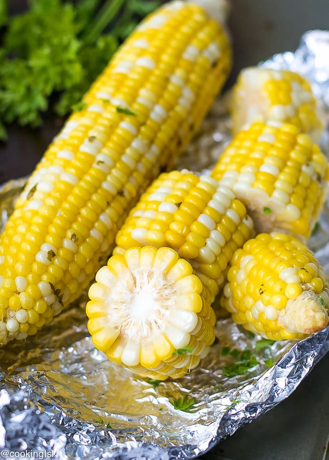 Grilled corn on the cob in foil