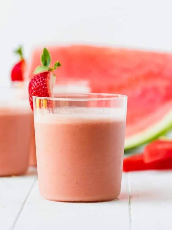 Easy Watermelon Smoothie Recipe in a glass with strawberry