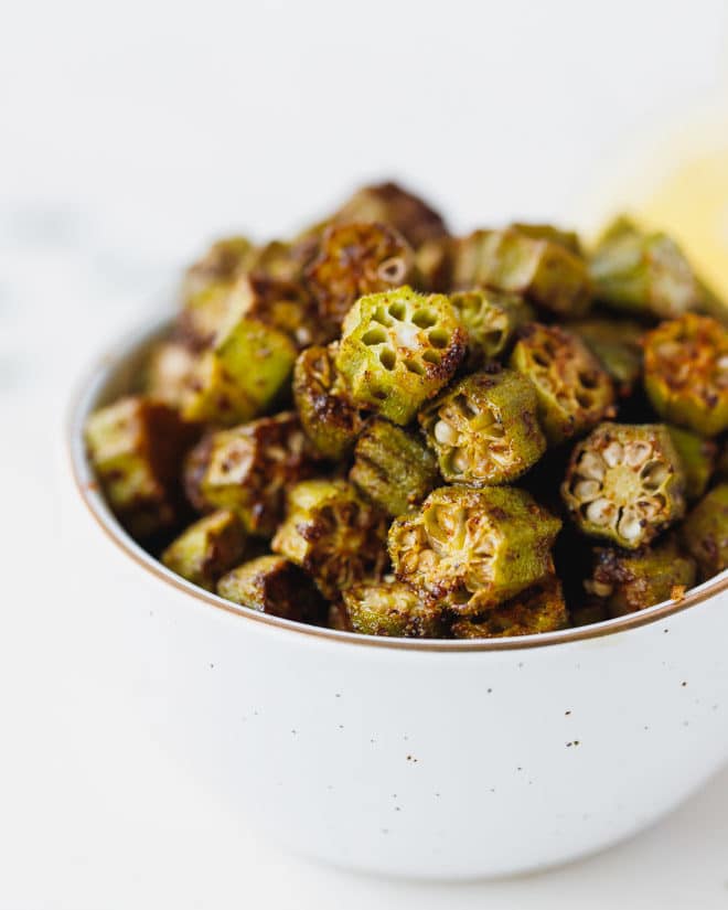 baked okra in a bowl