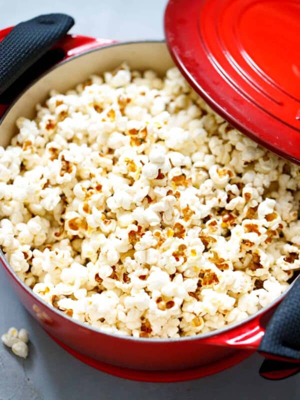 popcorn in a red pot