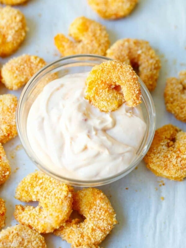 Baked shrimp with mayo dipping sauce