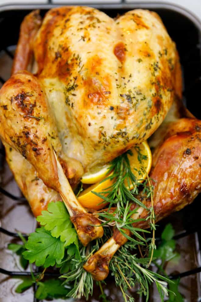 No brine turkey on a roasting pan