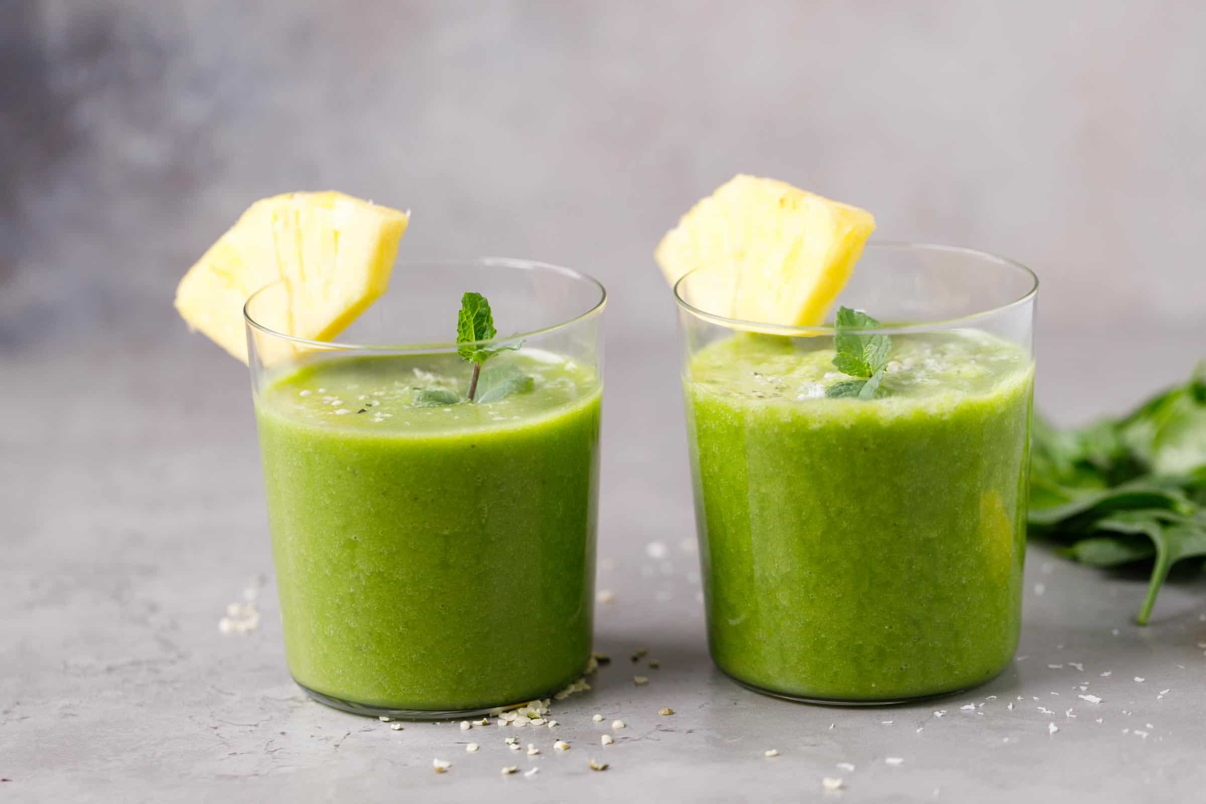 Pineapple Spinach Smoothie - Cooking LSL