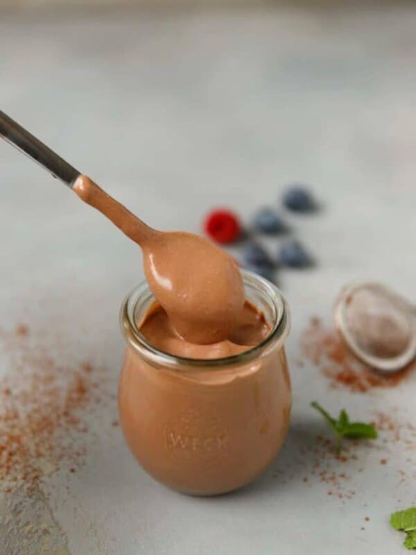 A Weck jar with cottage cheese chocolate mousse