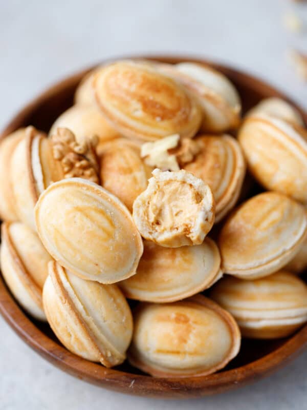 A wooden plate with Bulgarian Walnut shaped cookies