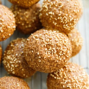 Low carb psyllium husk bread rolls with sesame seeds